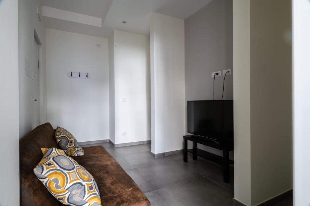 Dimora San Ferdinando 2 Apartment Bari Ngoại thất bức ảnh